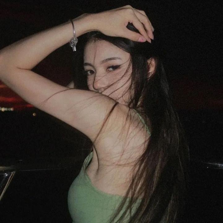 飞越谜情